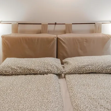 Dimora Storica Casa Vanni 4* Róma