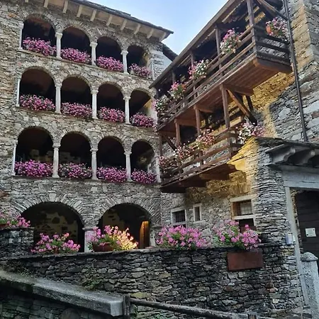 Dimora Storica Casa Vanni 4*